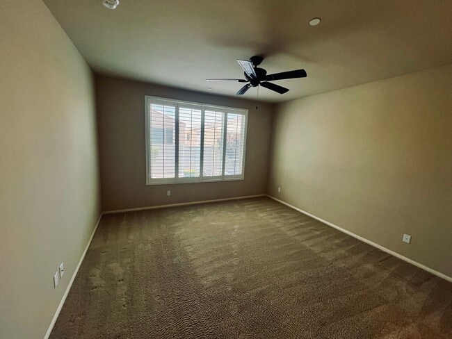 Building Photo - Gorgeous 2 bedroom and 2 bathroom home in ...