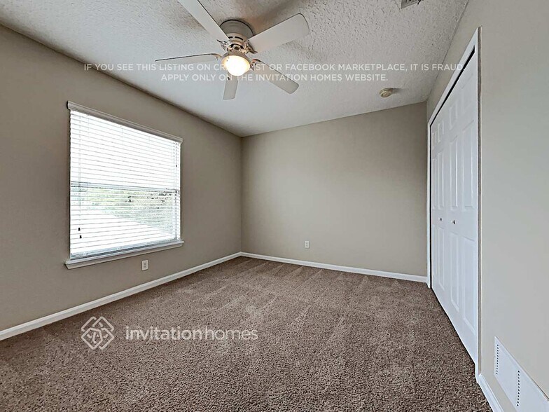 Building Photo - 252 Candlebark Dr