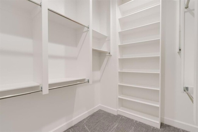 Building Photo - 827 NW 8th St