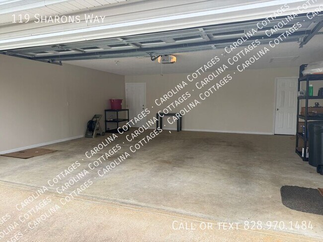 Building Photo - 119 Sharons Way