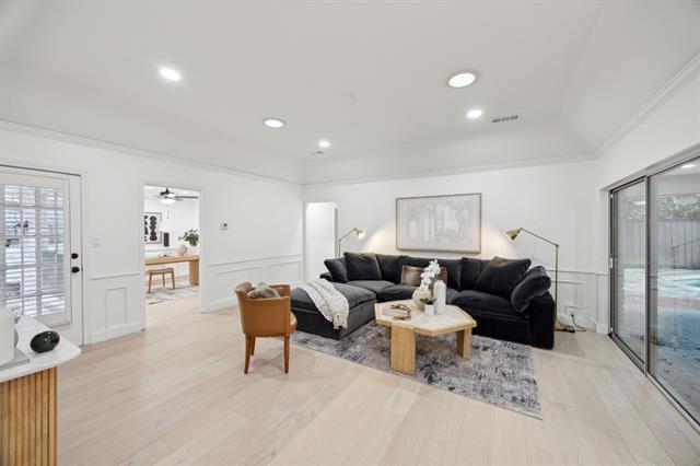 Building Photo - 6260 Emeraldwood Pl