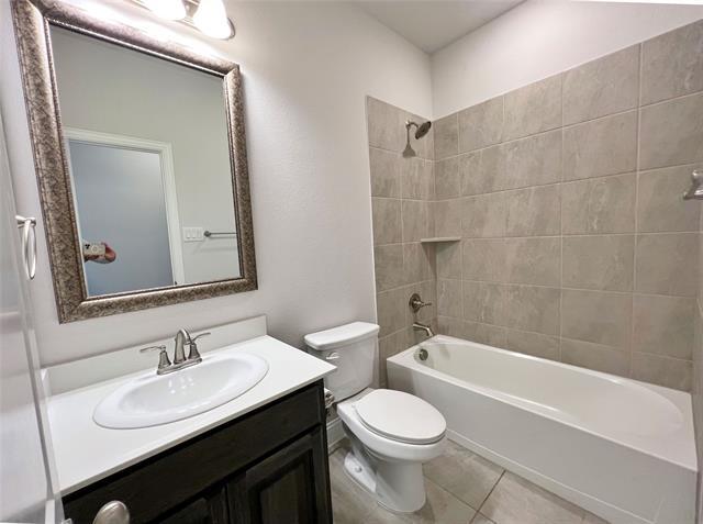 Building Photo - 2904 Diamondback Dr