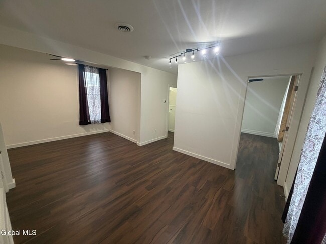 Building Photo - 8 Harrison Ave