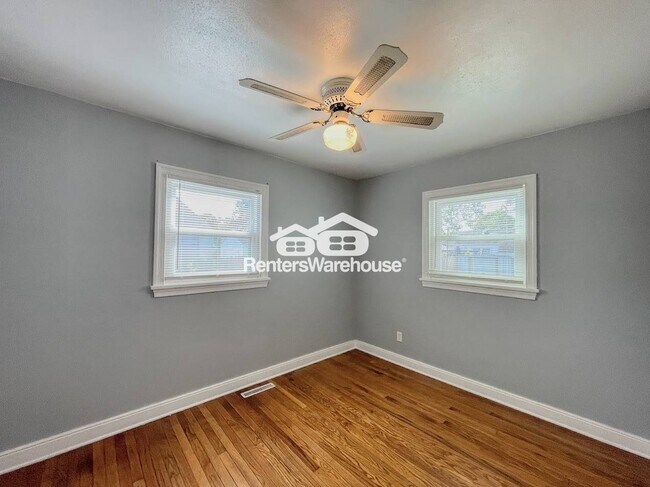 Building Photo - 1341 Boxwood Cir