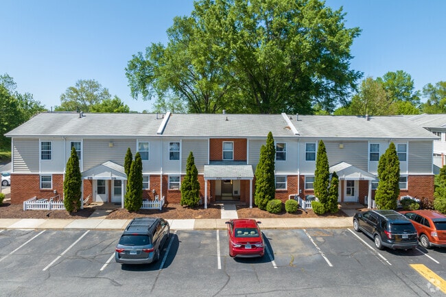 100 Princess Ann St - Hazel Hill