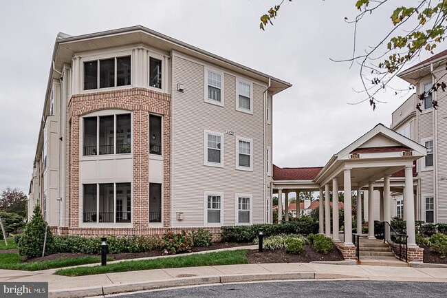 Building Photo - 2130 Ganton Green