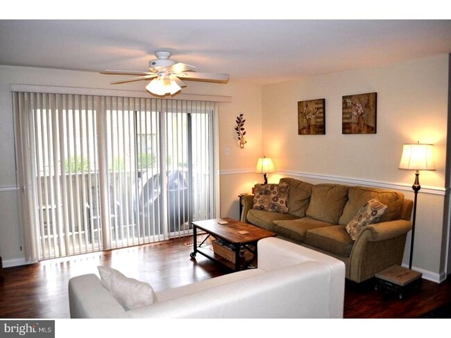Building Photo - 1413 Morris Ct