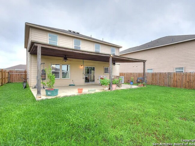 Building Photo - Move-In Ready Home with Fresh Updates & Spacious Layout in Converse