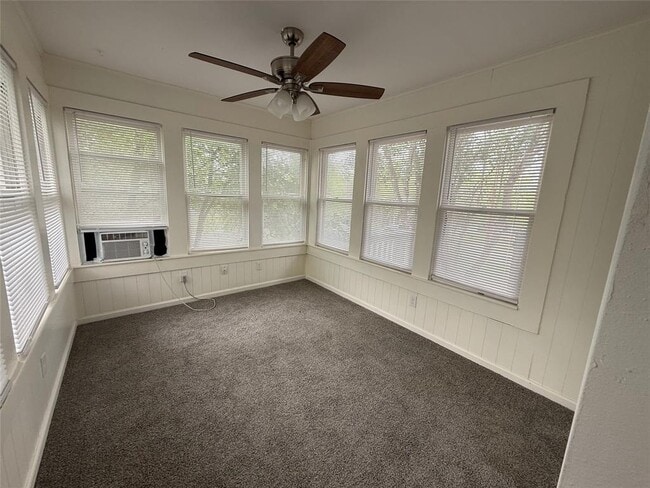 Building Photo - 130 Olive St