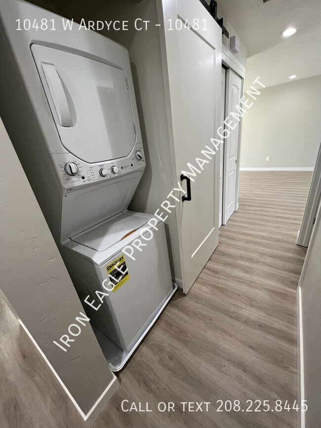 Building Photo - 10481 W Ardyce Ct