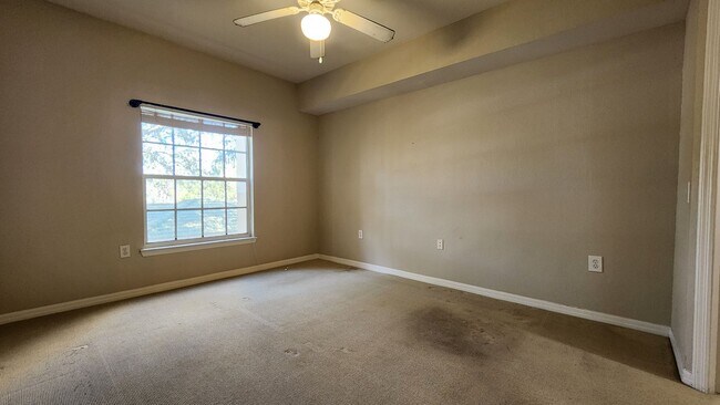 Building Photo - 5134 Northridge Rd