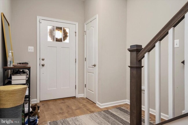 Primary Photo - 7062 Fox Glove Ln