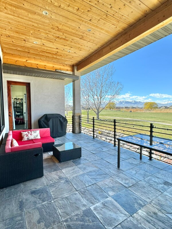 Building Photo - 658 S 1920 W