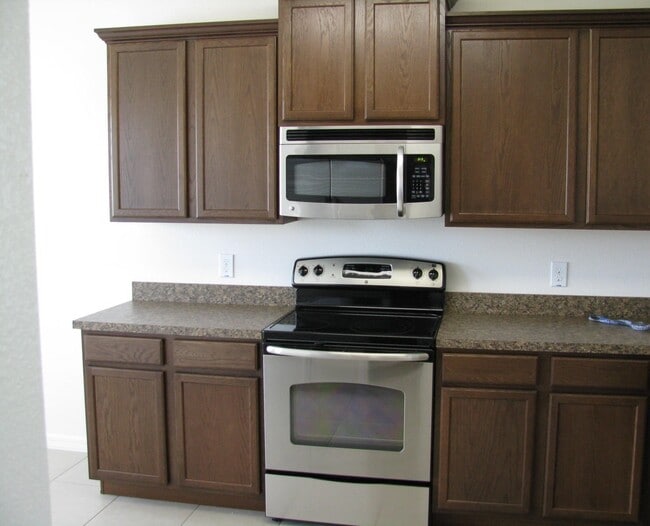 Building Photo - 3905 Flowering Orchid Ln