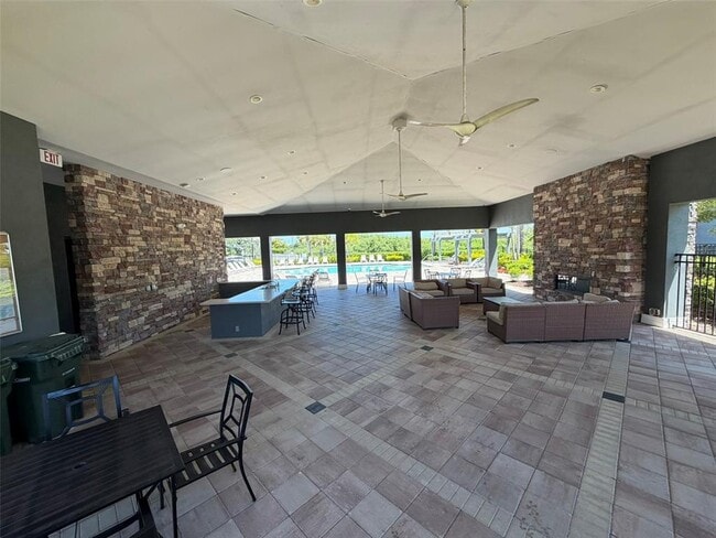 Building Photo - 8860 Milestone Dr