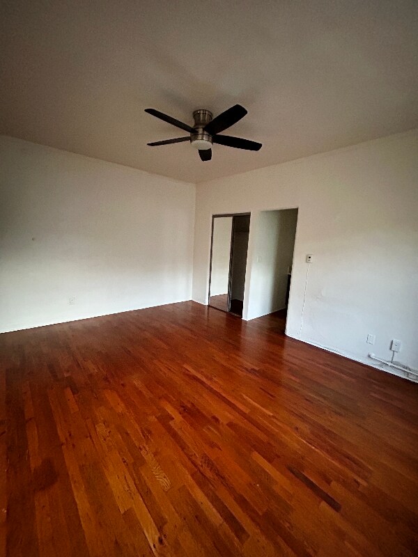 Building Photo - 1845 N Gramercy Pl