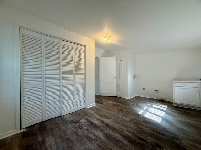 Building Photo - 605 Oak Park Dr