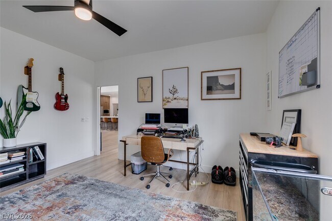 Building Photo - 7210 Shallowford Ave