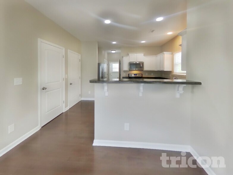 Building Photo - 7520 Spicer Ct