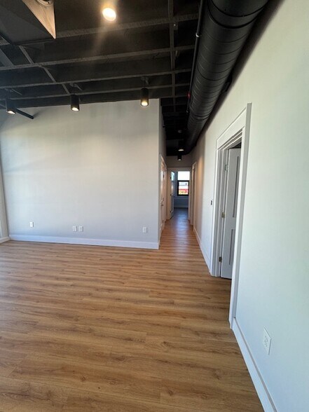 Livingroom Hallway - 100 W Union St