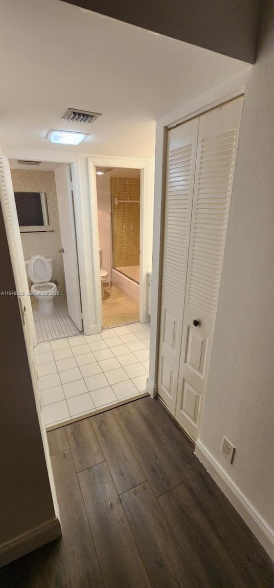 Building Photo - 20379 W Country Club Dr