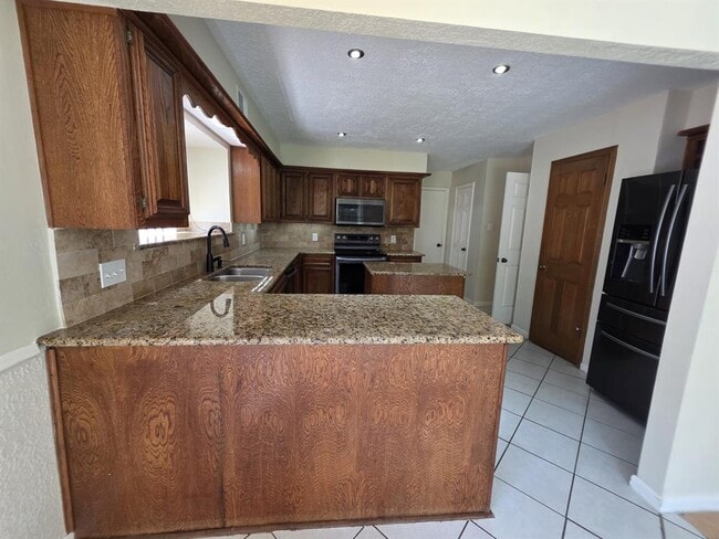 Building Photo - 4219 Meadowchase Ln