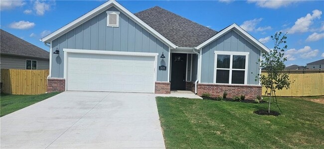 Primary Photo - 3630 Tranquility St