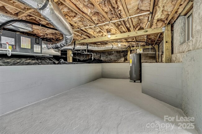 Building Photo - 150 Oak Hill Rd