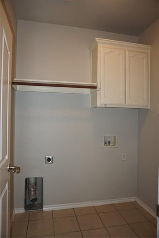 Building Photo - 5613 Penwell Dr