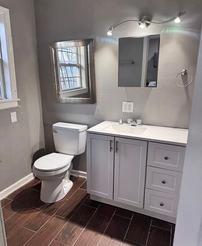 Building Photo - 2BR/1BA Home for Rent - Near UL!