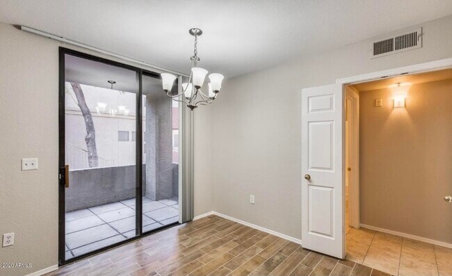 Building Photo - 3848 N 3rd Ave