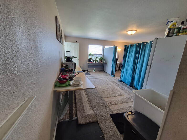 Building Photo - 5611 Aberdeen Dr