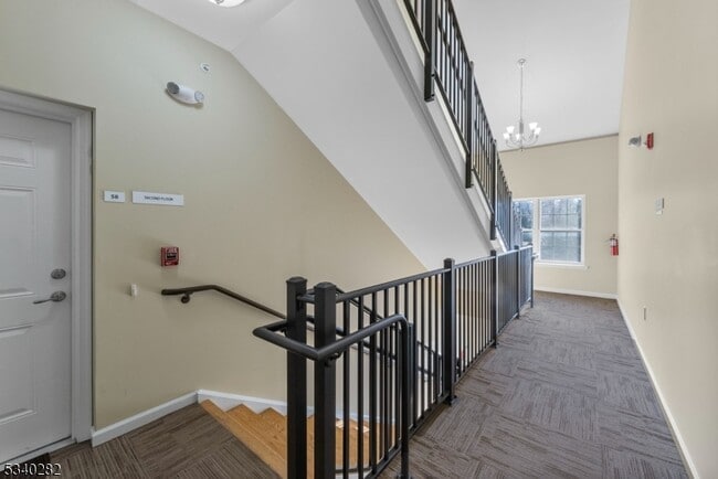 Building Photo - 56 Park Dr