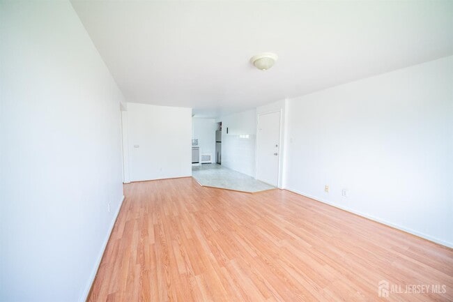 Building Photo - 44 B Garfield Park-44