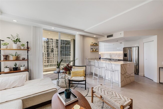 Building Photo - 701 Brickell Key Blvd