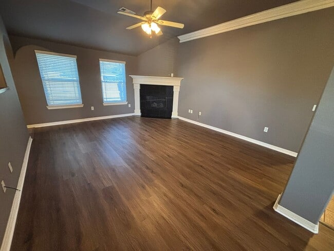 Building Photo - Fall Into Your New Home with a $500 Gift from Us!