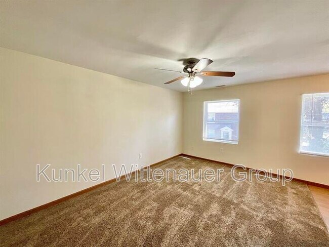 Building Photo - 1810 Jamestown Rd