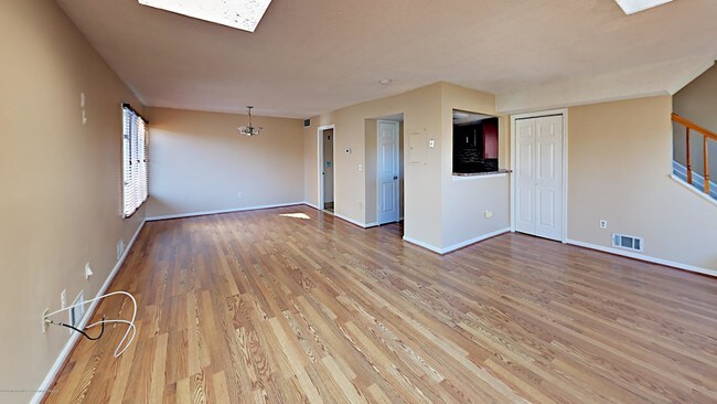 Building Photo - 121 Brandywine Ct