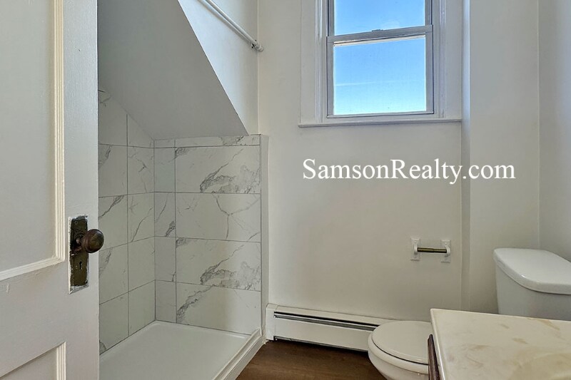 Building Photo - 12 Ostend St