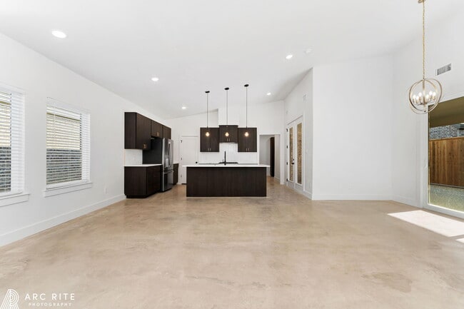 Building Photo - 4521 22nd Pl