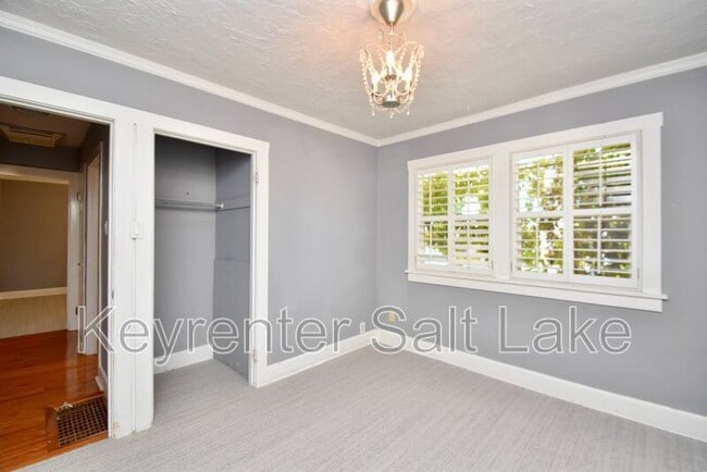 Building Photo - 1583 Princeton Ave S