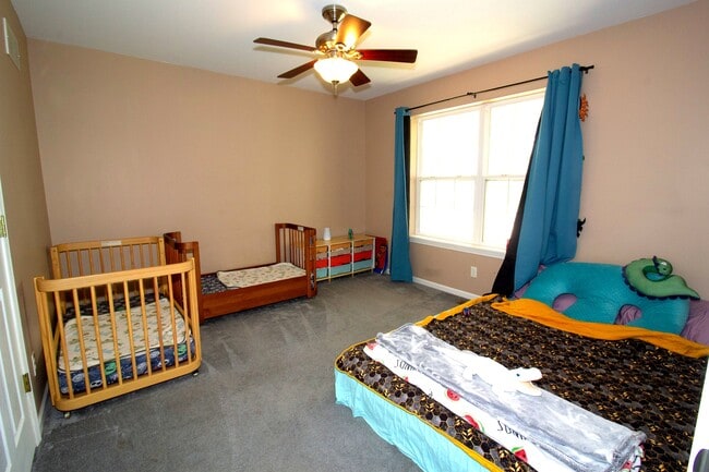 Building Photo - 108 La Vista Dr