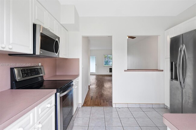 Building Photo - 600 Layne Blvd