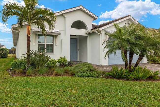 Building Photo - 8880 Redonda Dr