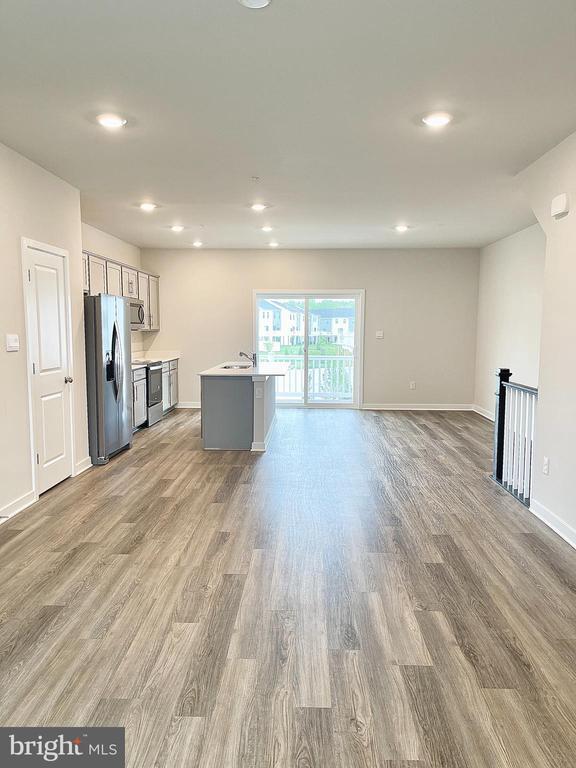 Building Photo - 295 Soft Rush Ln