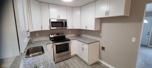 Building Photo - 293 Stony Brook Cir