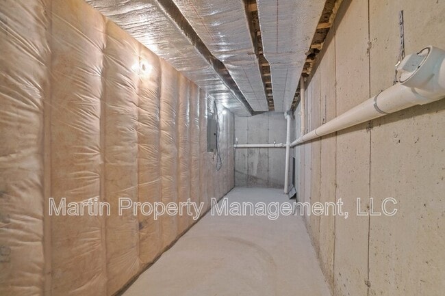 Building Photo - 26 Atwood Ave
