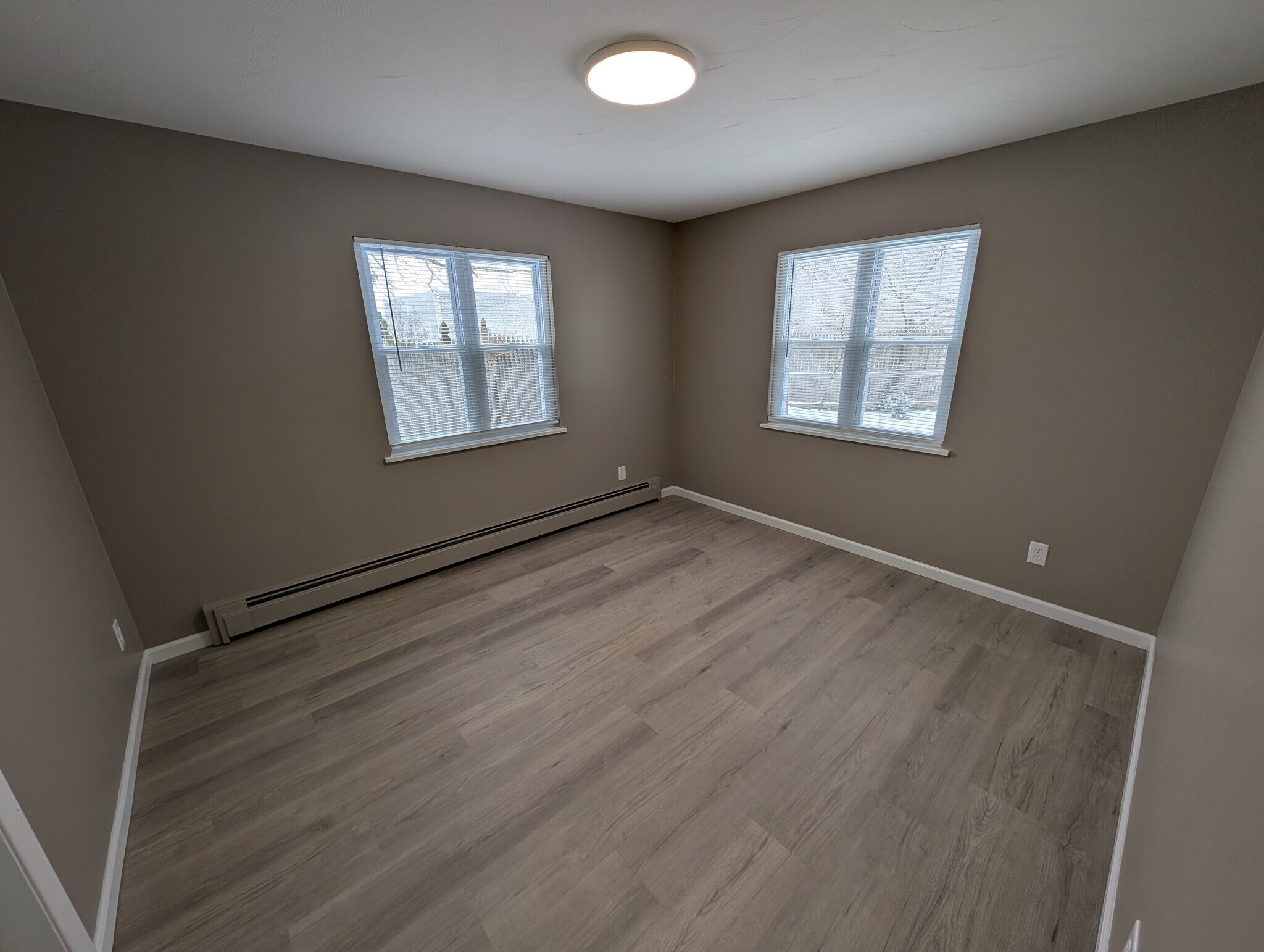Building Photo - 35 Terrel Dr