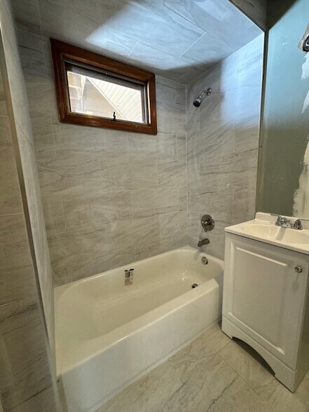 Building Photo - 34 King Philip Rd