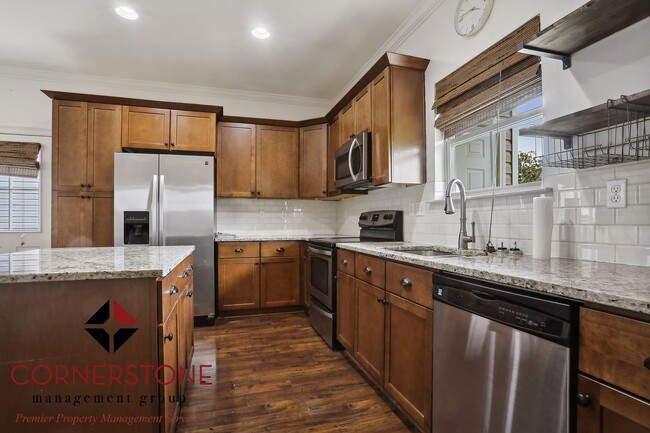 Primary Photo - Cozy Cottage in the Heart of Gonzales!